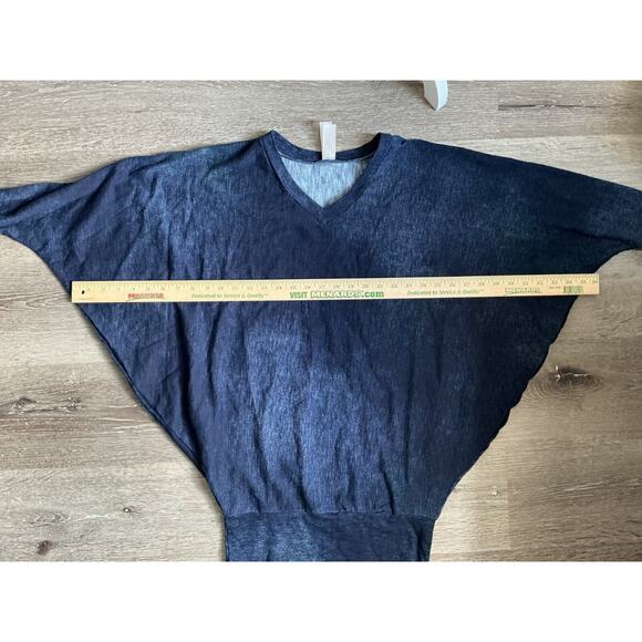 Go Couture Blue Burnout Batwing V Neck Sweatshirt Made in USA Small - Picture 9 of 9